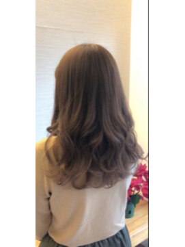 アカラ ヘアー akala hair ふんわりロング