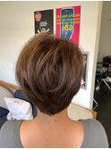 ショートボブ