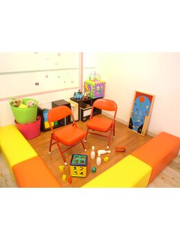 【キッズスペース有】お子様連れ大歓迎！忙しいママやパパも親子で可愛く、カッコよくなれるカットをぜひ♪