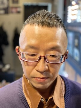 バーバー スタジオ ラフテル(Barber Studio RAFTEL) クロップスタイル