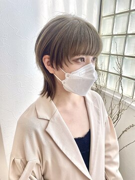 ロマーリ(LOMARLIE) ショートウルフ_顔まわり似合わせカット