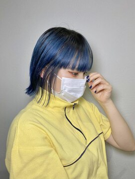 エトランジェ(Etrange) ビビットブルー/ボブ