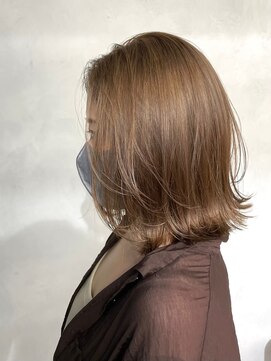 ルネ 北千住(Renee) 顔まわりレイヤー_ミルクティーベージュ_切りっぱなし