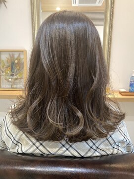 ヘアー プレイス ガーデン(Hair Place GARDEN) ブリーチ無しシルバーグレージュ