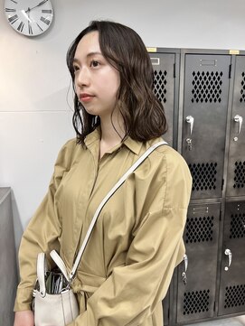 アペット(Appet) ミディアムヘア/オリーブベージュ