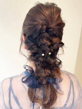 ミズチャーム(Ms.CHARM) ハーフヘアーアレンジ