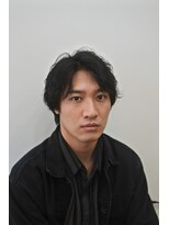 ラブハーツアンドビー マツヤマ(luve heart's And Be matsuyama)&nbsp;かき上げヘア七三オールバックツーブロック波巻スパイラルパーマ