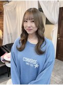 大人可愛いくすみミルクティー