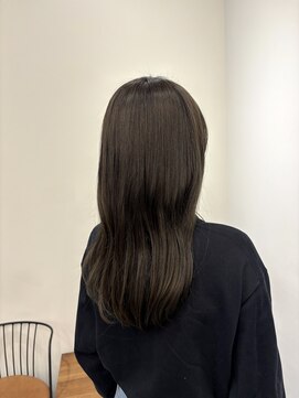 リリアーナ(LILIANA) オリーブカラー　オリーブアッシュ　オリーブブラウン　池袋