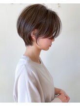 ニュートラル 前原店(Neutral by FLEAR)&nbsp;【2021新作】ふわっと丸みの大人シルエット