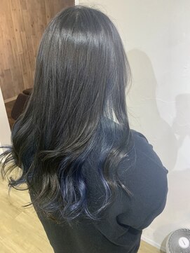 ルーフ ヘア アンド リラクション(RooF Hair and Relaxation) ブルーインナーカラー