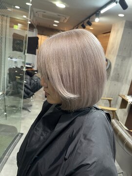 ラフ(LAFF) #黒髪#ボブルフ#ネビージュ#小顔#ワンレン