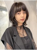 自分で簡単に出来るくびれ巻き◎外ハネミディアムレイヤーカット