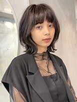 自分で簡単に出来るくびれ巻き◎外ハネミディアムレイヤーカット
