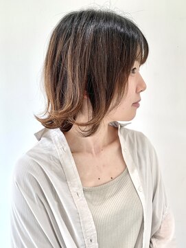 フォーク FOLK 【FOLK】透明感ペールベージュ☆似合わせ外ハネミディアムボブ♪