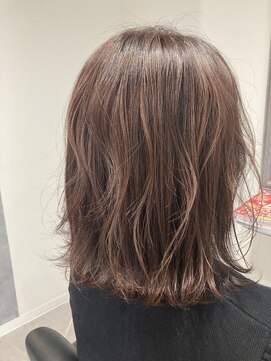 ガーベラ(gerbera) ピンクベージュ× ハイライト