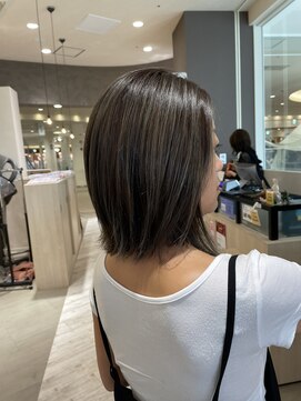 ヘアーアンドビューティーショップ エボルティー(hair&beauty shop EvoLuty) オイルカラー