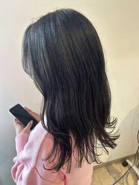 スタイル(STYLE) ツヤ髪スタイル センターパート ブルージュ