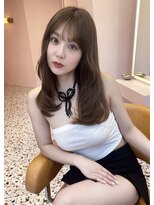 ボタン シブヤ(VOTAN SHIBUYA)&nbsp;ベージュ/韓国ヘア/渋谷/レイヤー/顔まわり/前髪