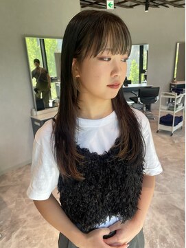 リアン バイ キートス(Lien by kiitos) ストレートで可愛い!!レイヤーカット+インナーカラー