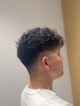 オーラメロウ(orlla melleau) メンズパーマ