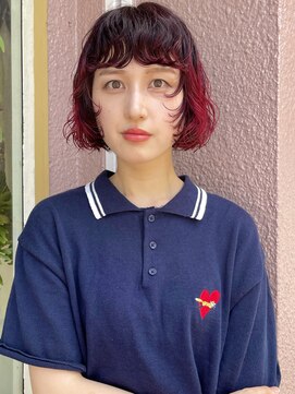 コンビネーション(combination) ピンクレッドカラー　ブリーチパーマ　似合わせミニボブパーマ