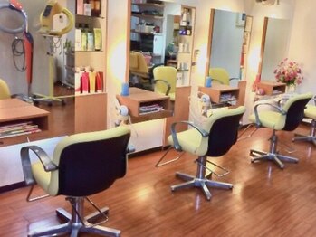 サロンドフラワーの写真/【祖師ヶ谷大蔵駅徒歩5分】着付けはプロにお任せ♪卒業式、入学式のご予約お待ちしております◇