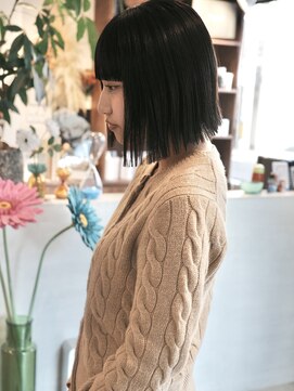 ウィム(wim) 『丸くならないボブ』切りっぱなしボブ/スリークボブ/フルバング