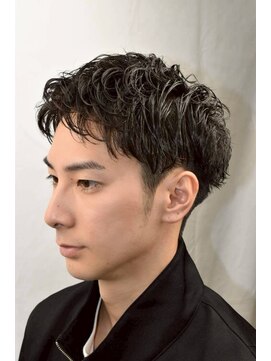 カズミ(KAZMI) メンズショートパーマ