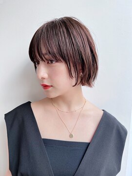トルネード(TORNADO) 大人ショート ボブ  前髪あり 丸みひし形 丸顔面長エラ張りK1014