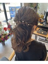 アチーブリス(achieve Liss) ヘアセット 華やか可愛い三つ編みハーフアップ 結婚式 お呼ばれ