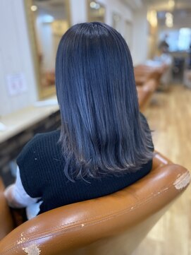 オーブ ヘアー リリー 博多2号店(AUBE HAIR lily) ブルーアッシュ