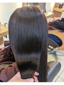 カロル 川口(Calor) 【マイナス5歳を叶える♪】[川口 髪質改善 グレージュアッシュ]