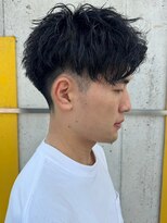 ニアウ 太田店(Niau)&nbsp;センターパートツイストスパイラルパーマメンズ波巻きパーマ