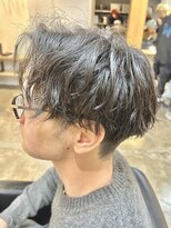 ニアウ 伊勢崎連取店(Niau)&nbsp;メンズマッシュパーマツイストスパイラルパーマ波巻きパーマ