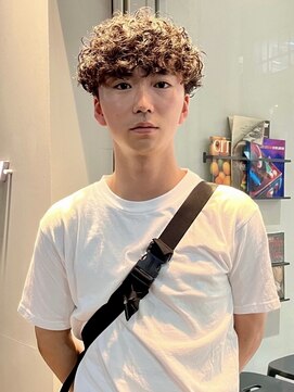 ルーシー(Lucy.) カーリーパーマ/スパイラル/プードル