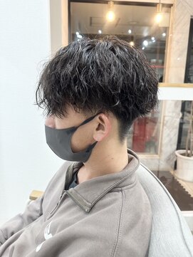 エメ(aimer) 女の子ウケ抜群爽やかメンズパーマ/弘前市