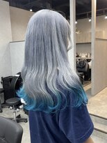 シエンゴールド(CIEN gold)&nbsp;シルバーカラー/ブルーカラー/裾カラー#浜松駅#カラー#ブリーチ