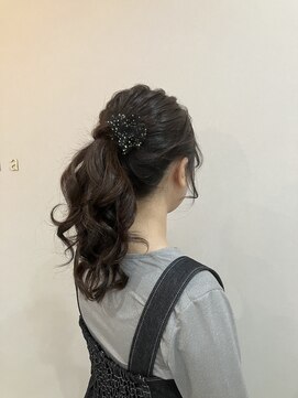 ミラ(Mila) カジュアルアレンジ★大人気ふわふわポニーテール♪