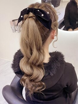 クランリリー 東梅田店(clan lily)の写真/【梅田駅/中崎町駅 !ヘアセット&メイク&着付け★ヘアセット¥1500~】どんなシーンもお任せください＊