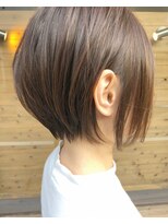 ルーナヘアー(LUNA hair)&nbsp;ショートボブ 耳掛けショート ボブ ショート 前下がり 40代50代