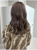 ココアベージュ 波巻きヘア 透明感カラー 艶髪 美髪