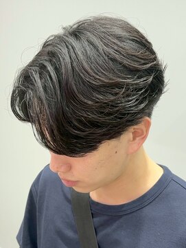フィフス 大分(fifth) 大分毛流れニュアンスパーマメンズカットセンターパートマッシュ