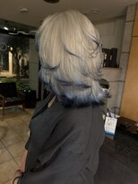 オリノ(olino) ホワイトシルバーのウルフレイヤー
