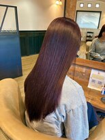スリー(THREE) 髪質改善ストレートロング朝ラクツヤ髪で小顔見せ