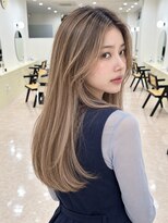 モト 船橋(moto)&nbsp;韓国ミディアムレイヤー顔周り艶髪オリーブブラウン前髪なし船橋