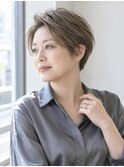 明るい白髪染め（白髪ぼかし）×ピクシーカット