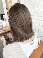 アクトゥス(AEQUITAS) ハーフブリーチ×アッシュベージュ【池袋/20代/30代/40代】