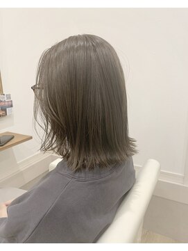 ジジ 栃木本店(Gigi) くすみベージュ