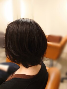 アンプリュス リアン(1+ Unplus lien) ダークアッシュグラデーションボブ/亀戸